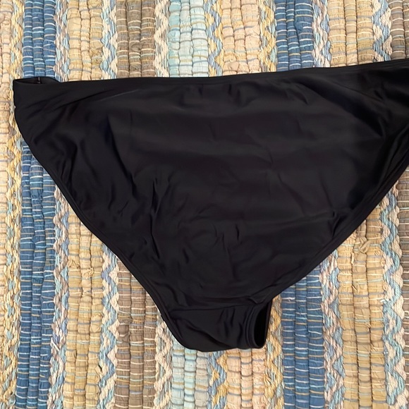 Swim bottoms, full coverage on bottom, new - Picture 3 of 4